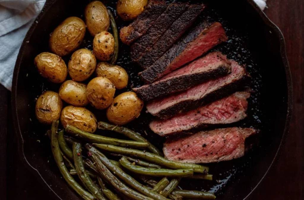Coffee-Rubbed Steak: The Surprising Culinary Trend Taking Over Steakhouses