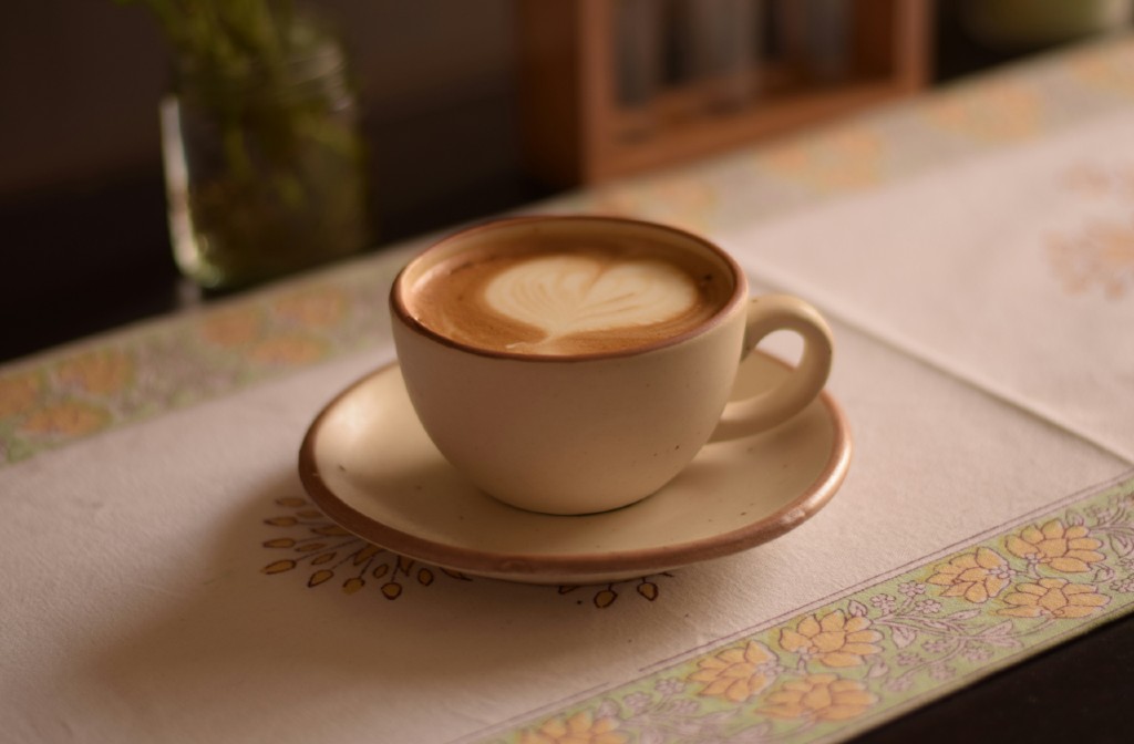 DIY Cold Coffee Drinks: Restaurant-Quality at Home with Simple Hacks