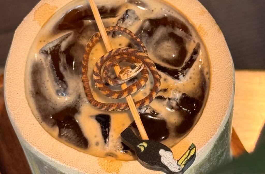 Snake Coffee: China’s Weirdest Viral Coffee Trend Yet