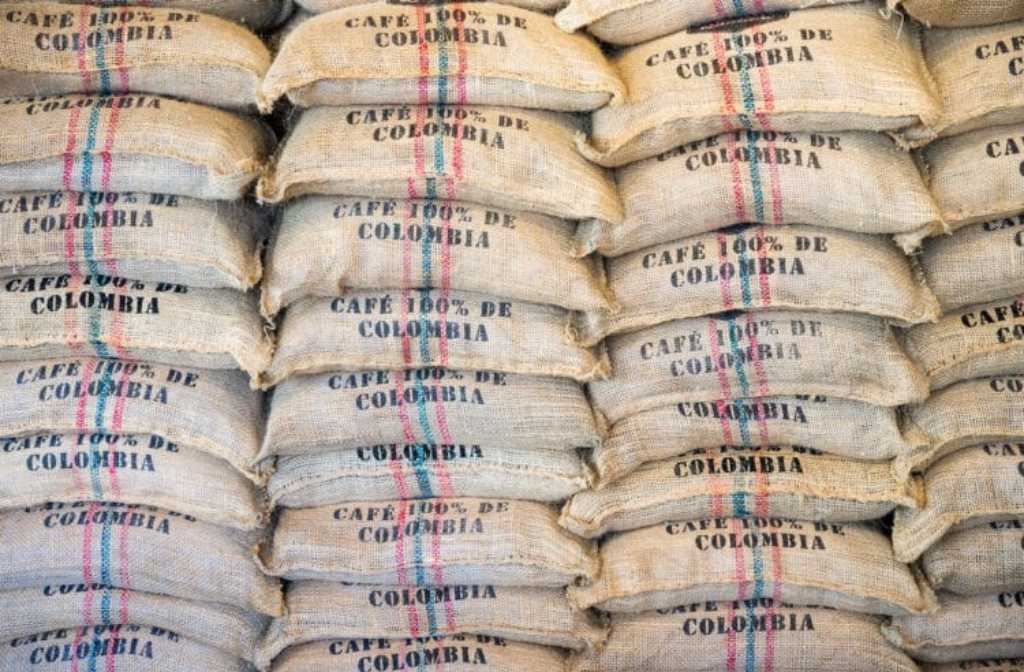 Colombian Coffee Growers Association signs historic agreement