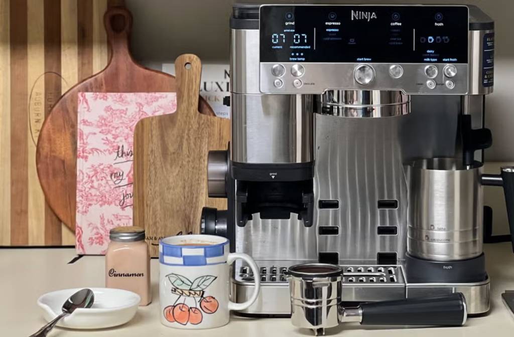 This Espresso Machine Makes the Best At-Home Lattes, Cold Brew, and Drip Coffee