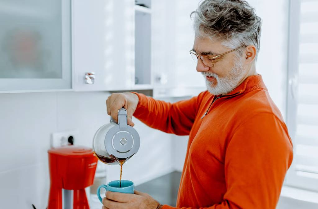 How Coffee Can Help You Live Longer – As Long As You Keep It Simple