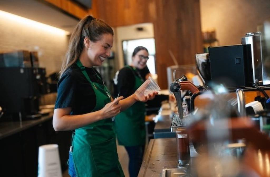 As Starbucks bins 'overly transactional' grab and go stores, Luckin Coffee in China doubles down on them
